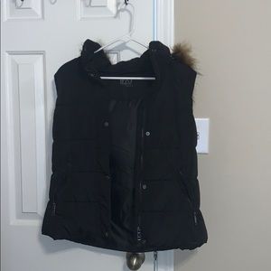 Marc NY vest